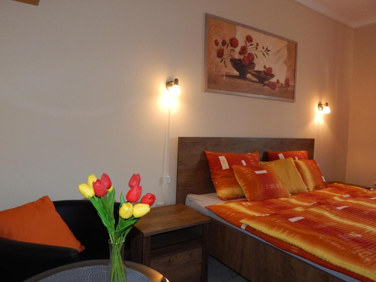 Voelgy Apartman Eger Luaran gambar