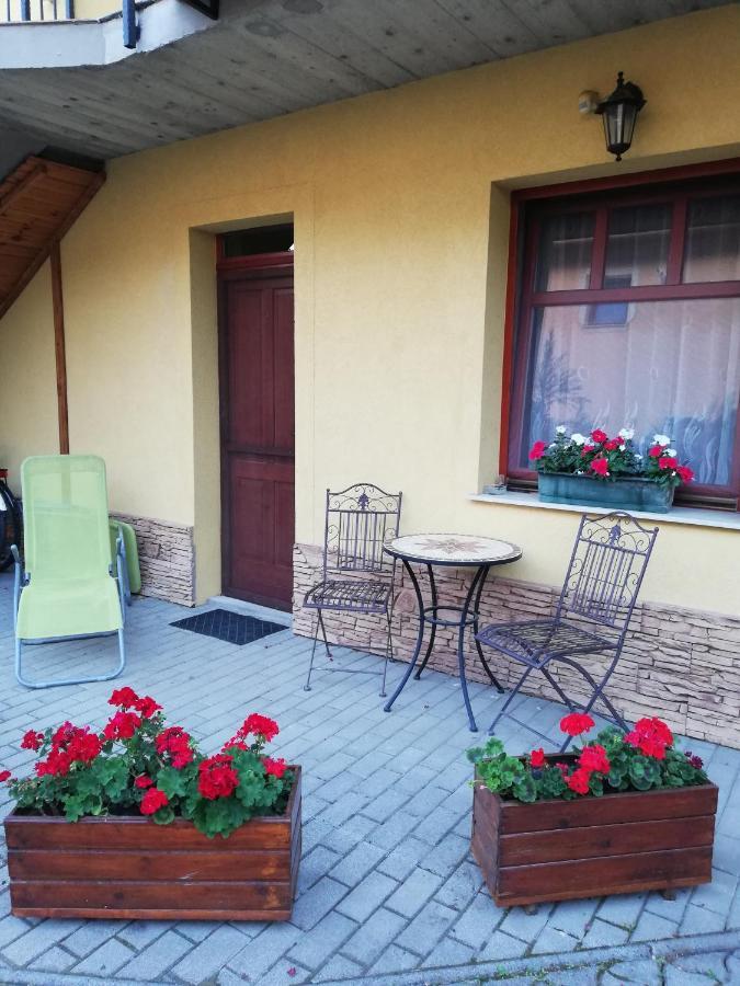 Voelgy Apartman Eger Luaran gambar