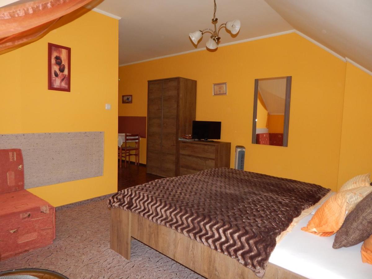 Voelgy Apartman Eger Luaran gambar