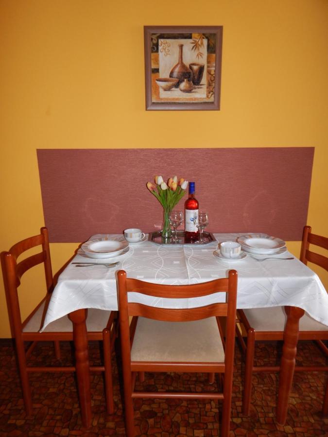Voelgy Apartman Eger Luaran gambar