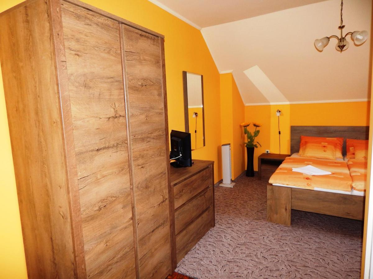 Voelgy Apartman Eger Luaran gambar